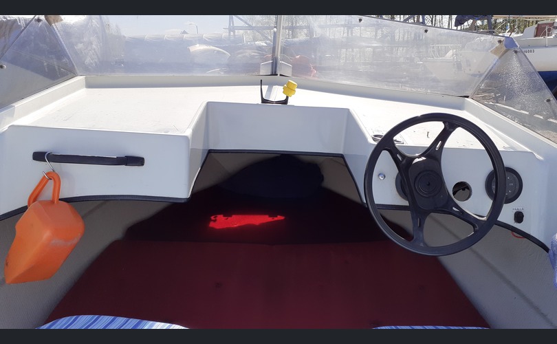 lohi tuulilasi vene-kuva-3